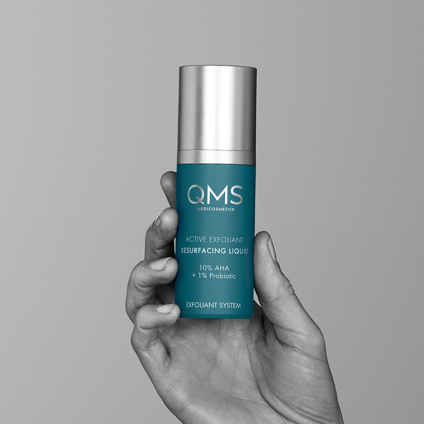 QMS exfoliant exfoliëren peeling huidvernieuwing medicosmetics
Exfoliant voor vernieuwing van de huidstructuur
AHA gezichtsverzorging voor verjonging
Exfoliatie tegen fijne lijntjes en rimpels
Exfoliërende huidverzorging tegen veroudering
AHA voor een jeugdige uitstraling
Huidverzorging voor een stralende teint
Exfoliant tegen oneffen huidtextuur